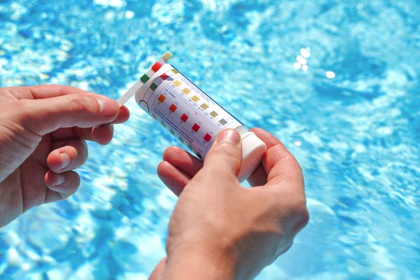 Checking,The,Water,Quality,Of,A,Pool,With,The,Help