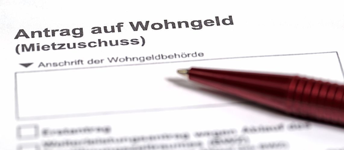 Foto: shutterstock Antrag auf Wohngeld, Kugelschreiber